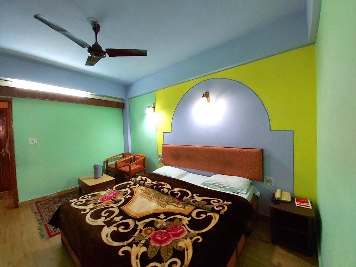 Hotel Radhe Continental Nainital Exterior photo