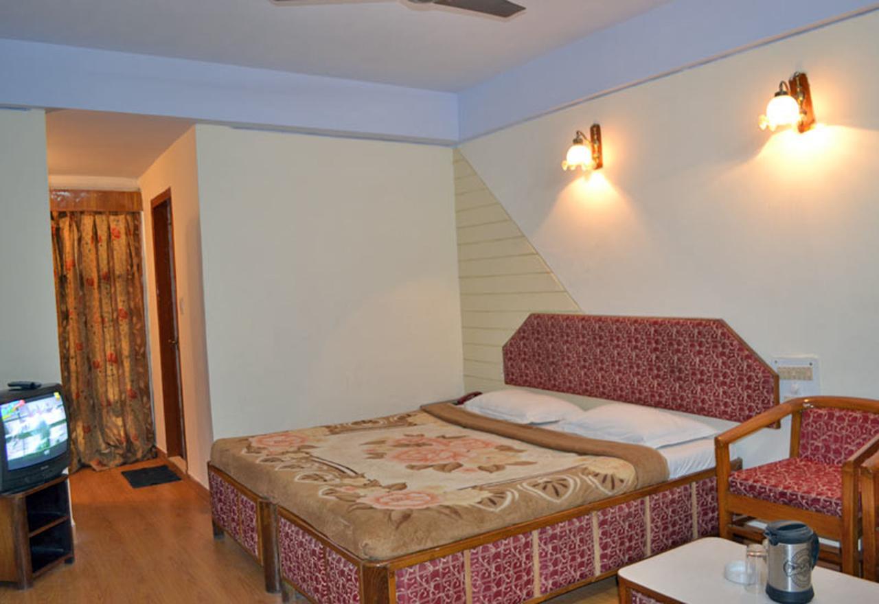 Hotel Radhe Continental Nainital Exterior photo