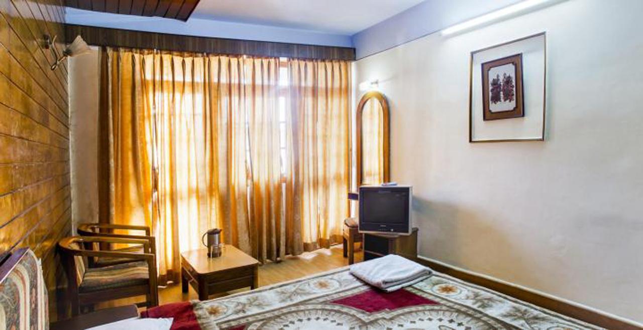 Hotel Radhe Continental Nainital Exterior photo