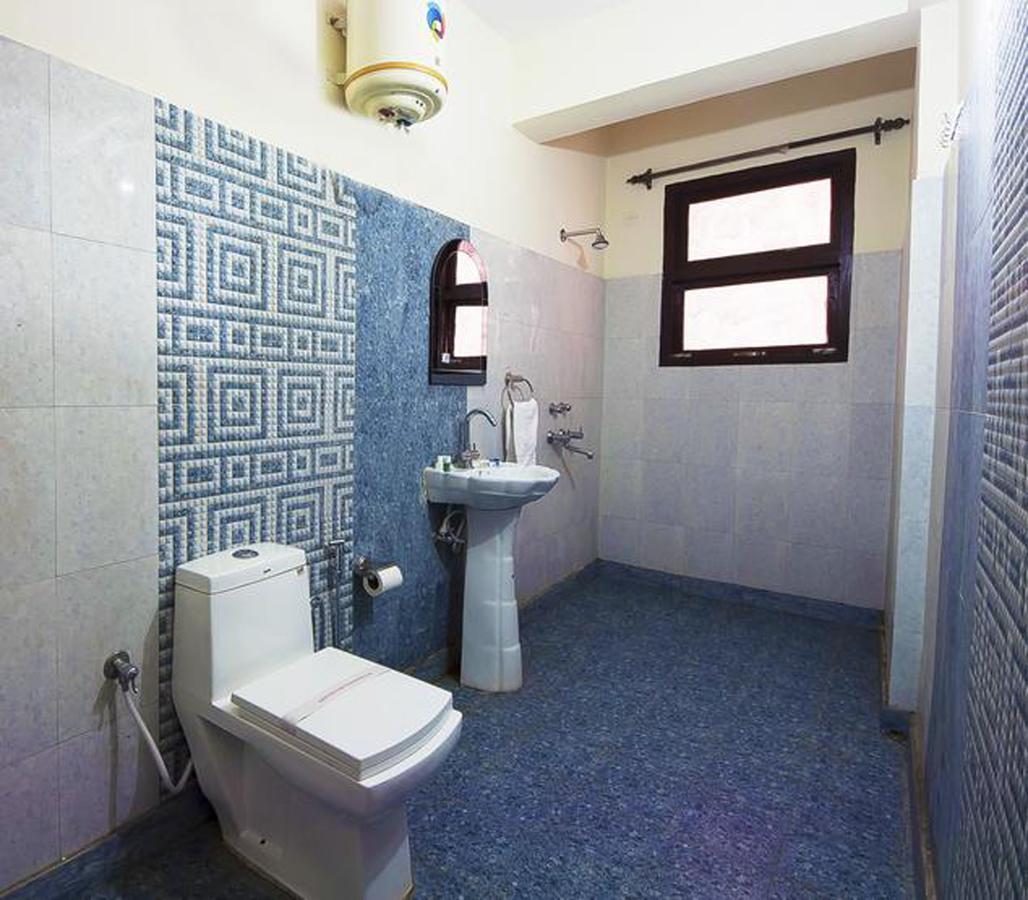 Hotel Radhe Continental Nainital Exterior photo